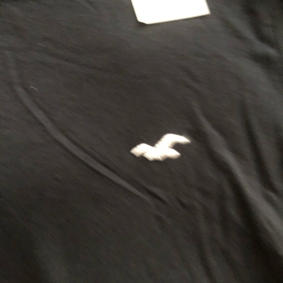 Hollister Basic Long-sleeve Bundle - Picture 8 of 12